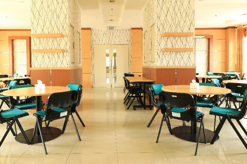 Greensa Inn Surabaya Exterior foto